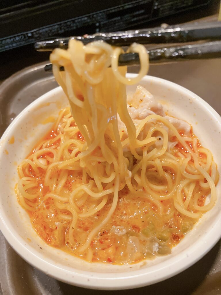 汁なし担々麺