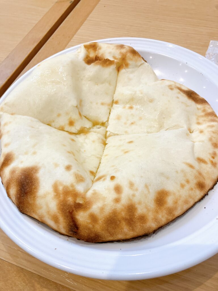 チーズナン