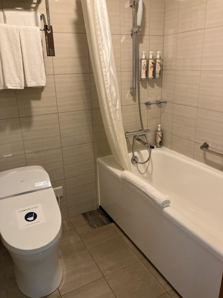 ルネッサンスリゾートオキナワ　ユニットバス