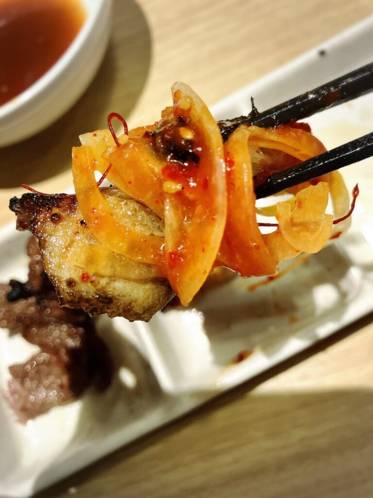 サラダとデジカルビ