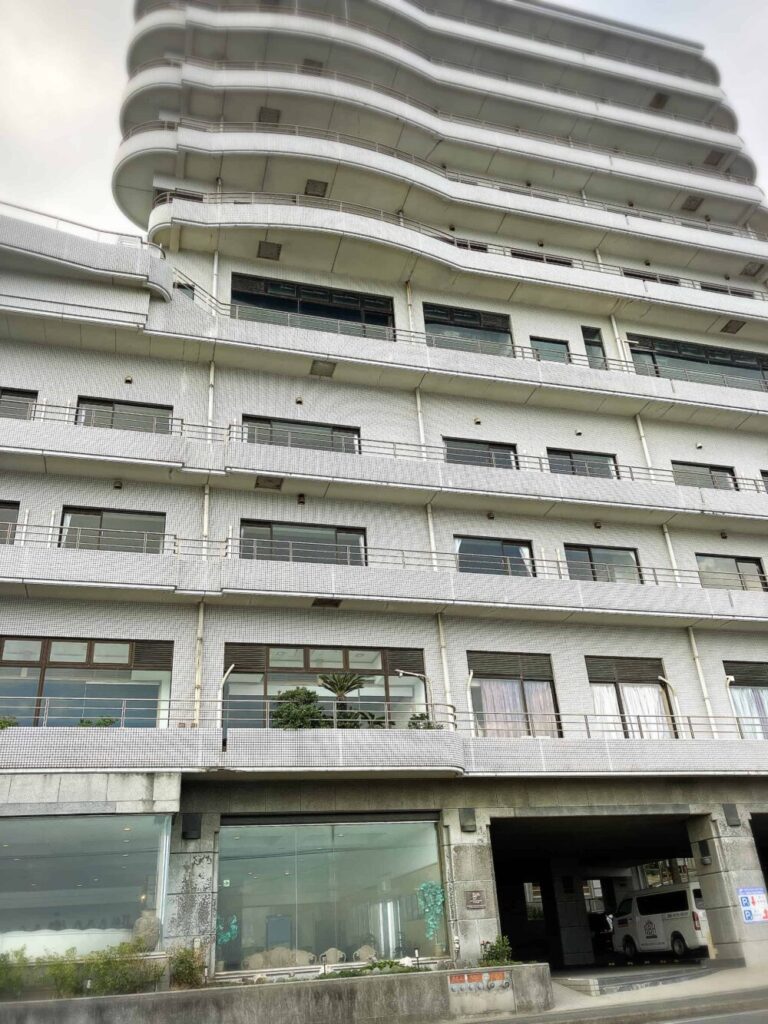 ホテルセタスロイヤル外観