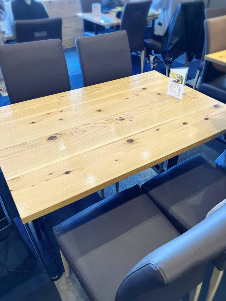 レストランハレアスのビュッフェ　席