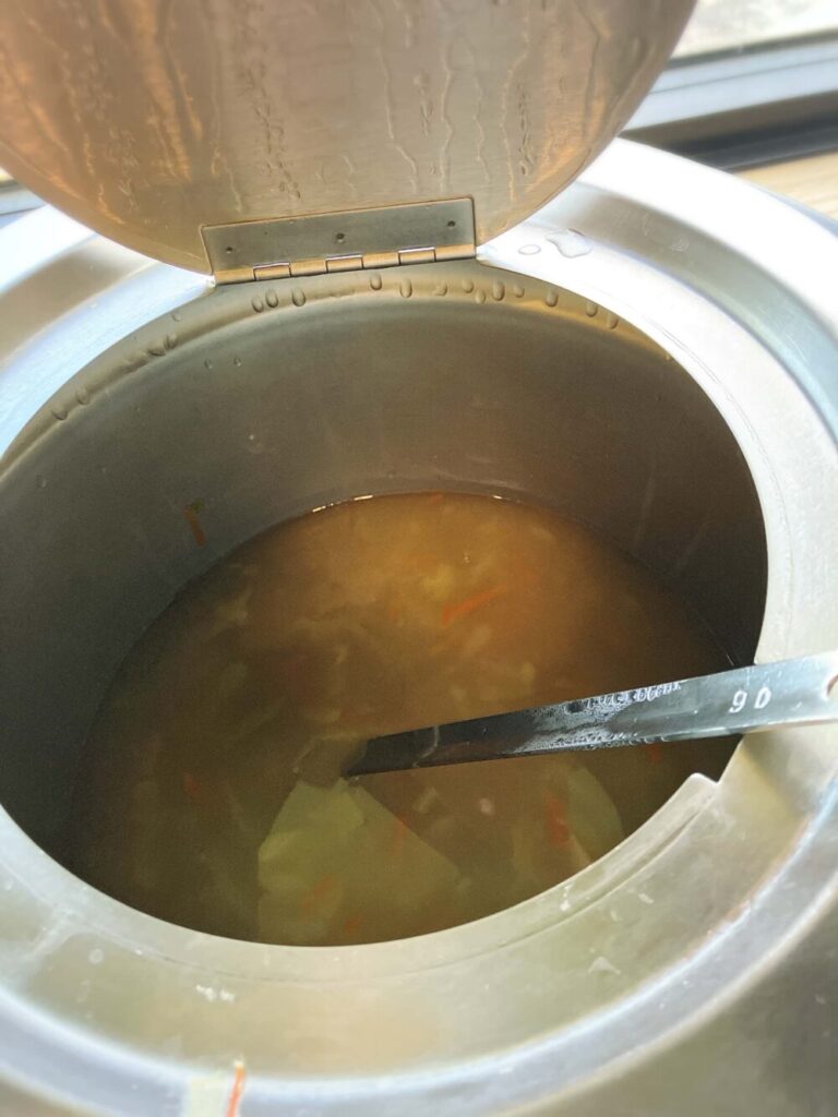 レストランハレアスのビュッフェ　ラーメンスープ