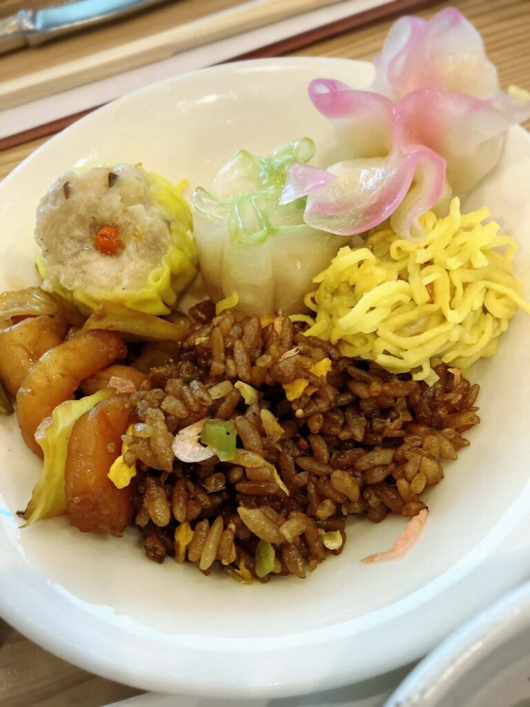 レストランハレアスのビュッフェ