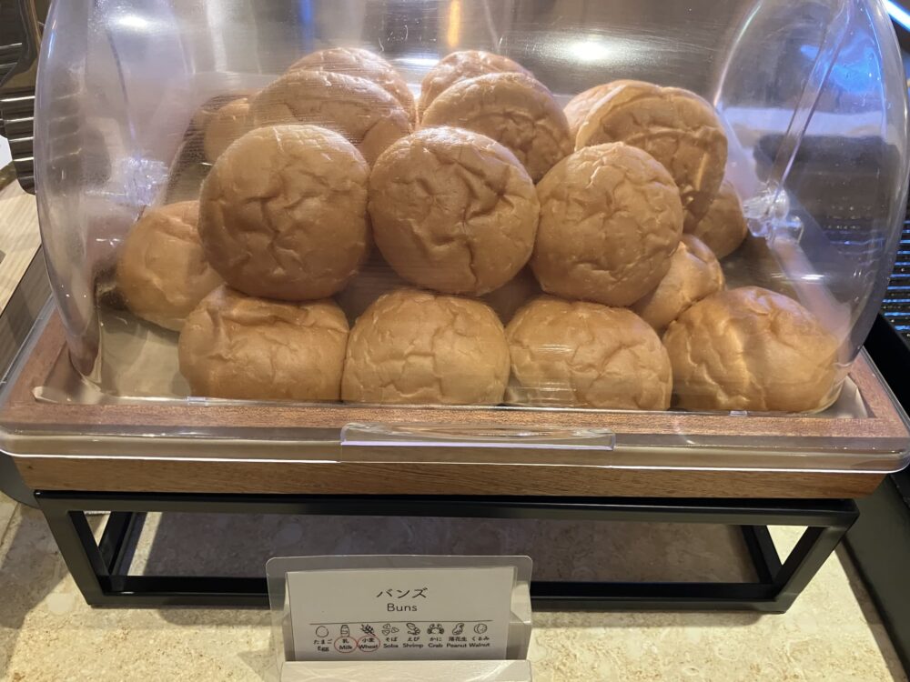 レクー朝食ビュッフェ パン