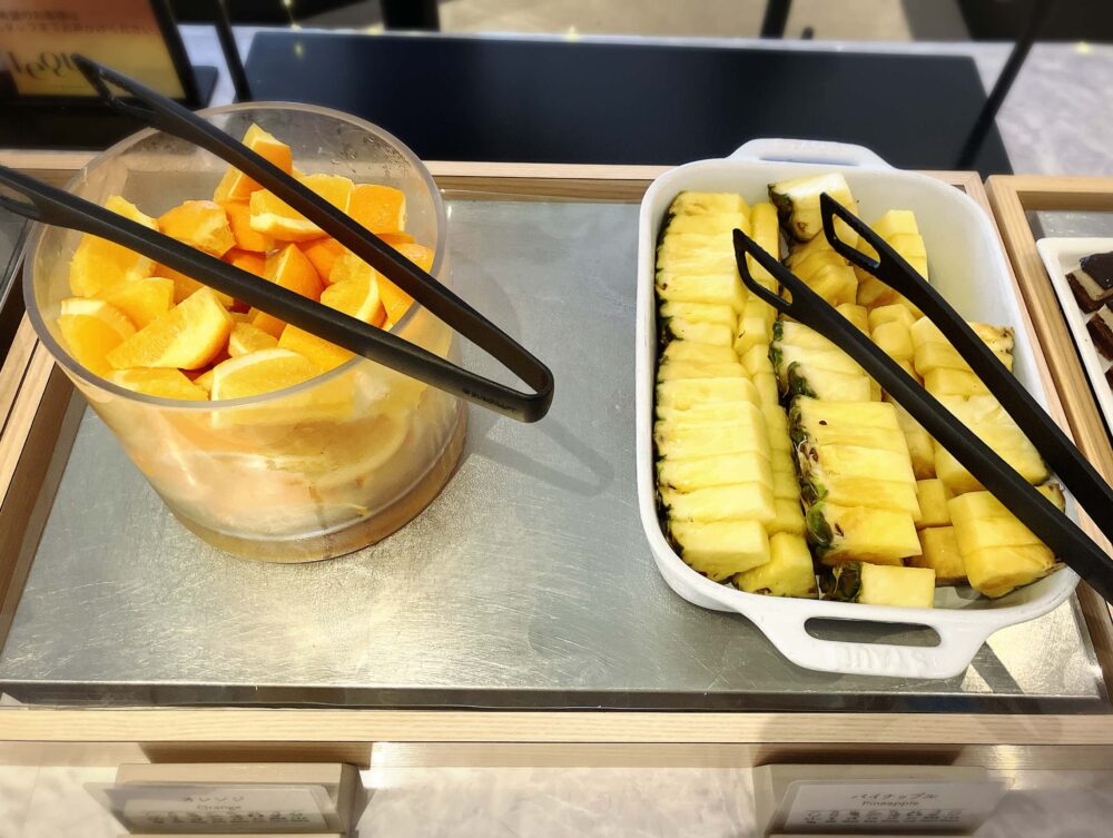 レクー朝食ビュッフェ フルーツ