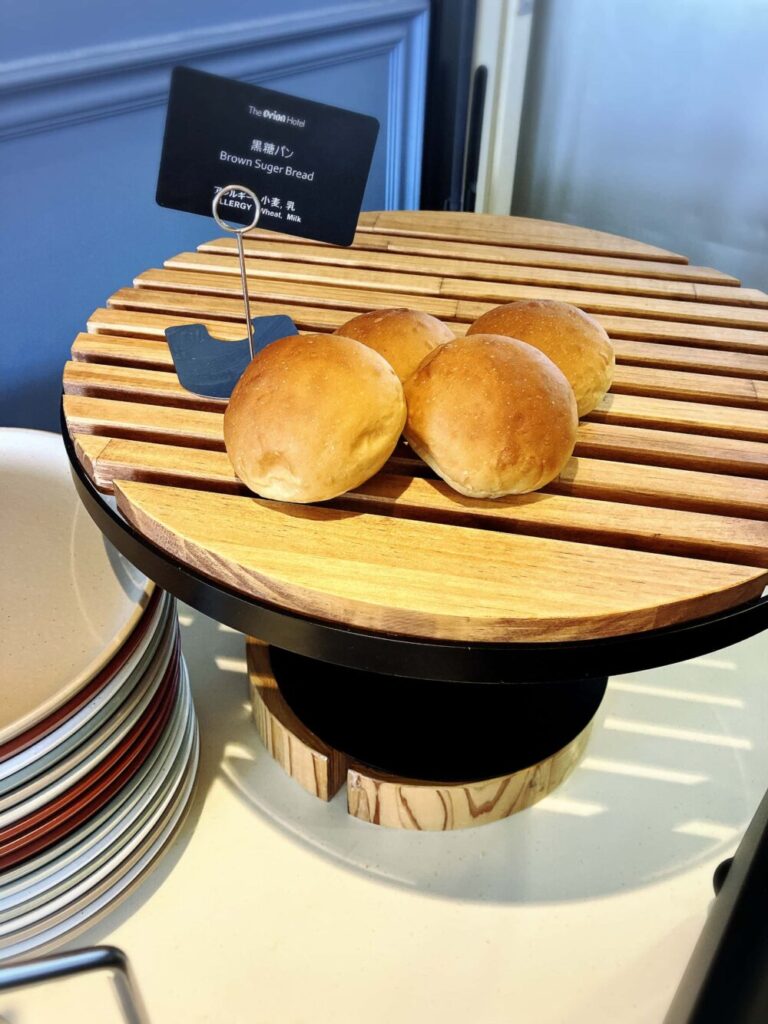 オリオンモトブランチュッフェのパン