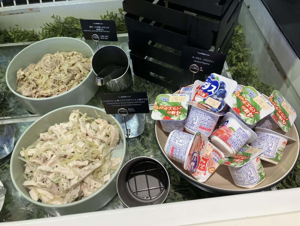 オリオンモトブ朝食ビュッフェ　ヨーグルト